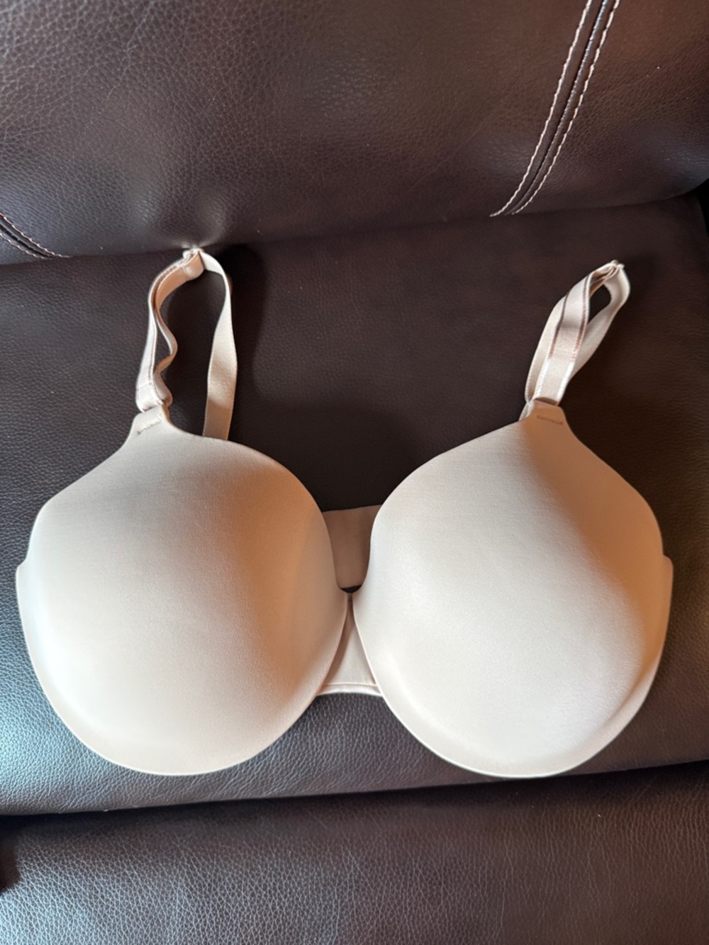 Bundle of 2 Warner's Beige Nude Bra - Smooth Stretch Support.  Size 36DD. - Picture 6 of 8